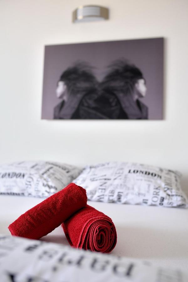 Apartman Centroom ピエシュチャニ エクステリア 写真