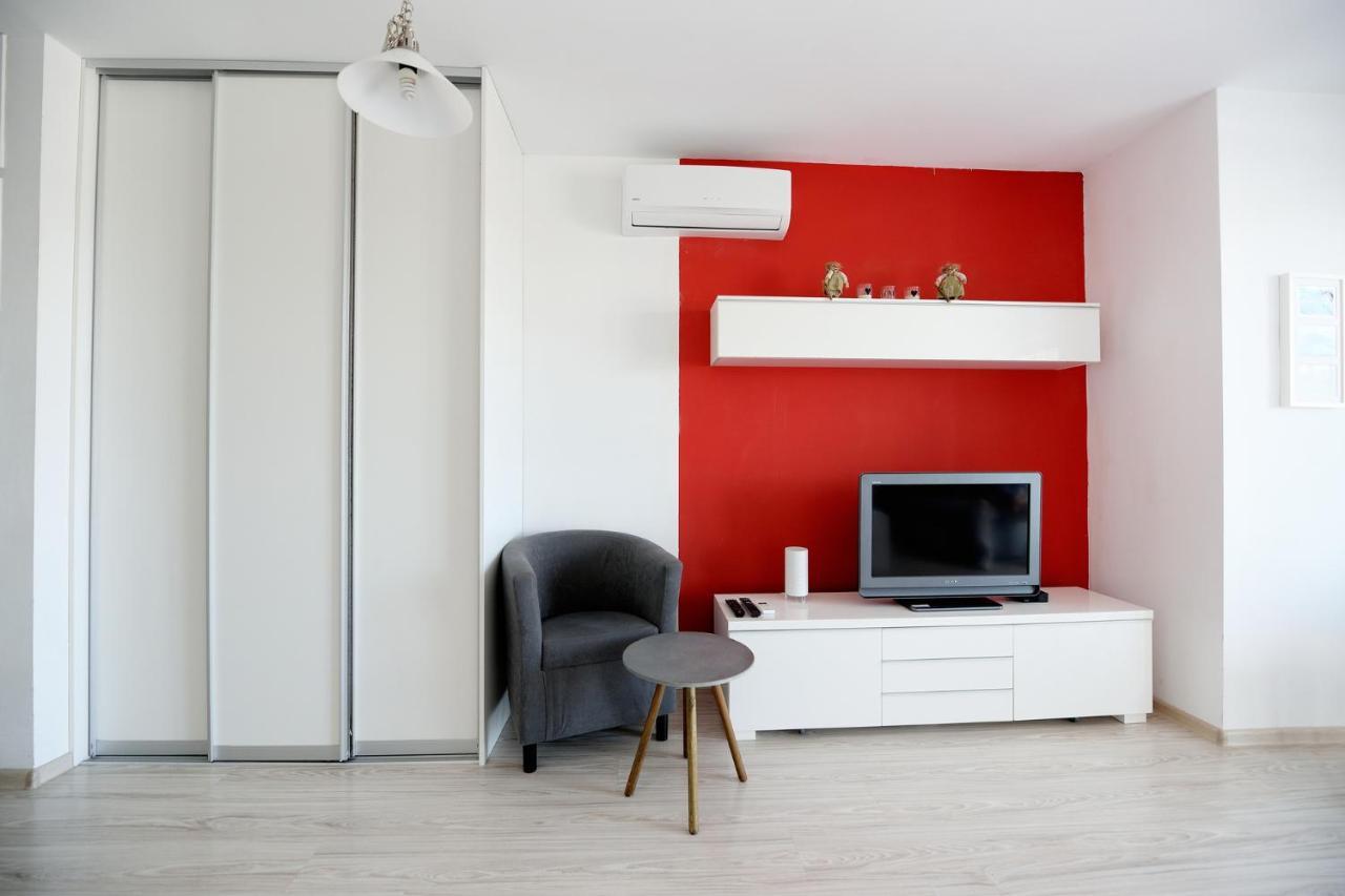 Apartman Centroom ピエシュチャニ エクステリア 写真