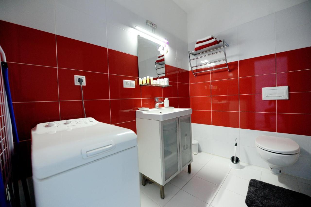 Apartman Centroom ピエシュチャニ エクステリア 写真